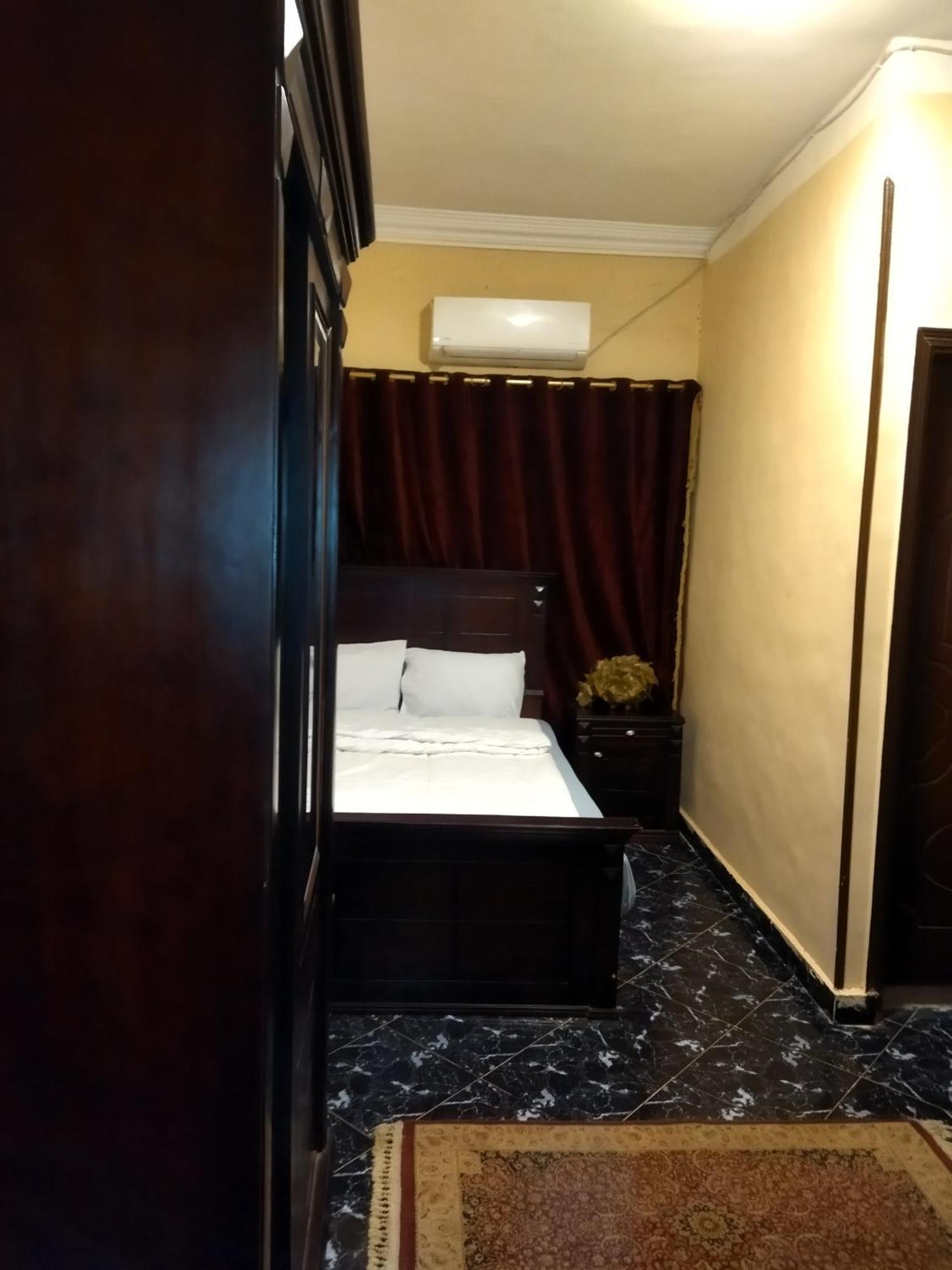 Best Four Pyramids View Kafret el-Gabal Room photo